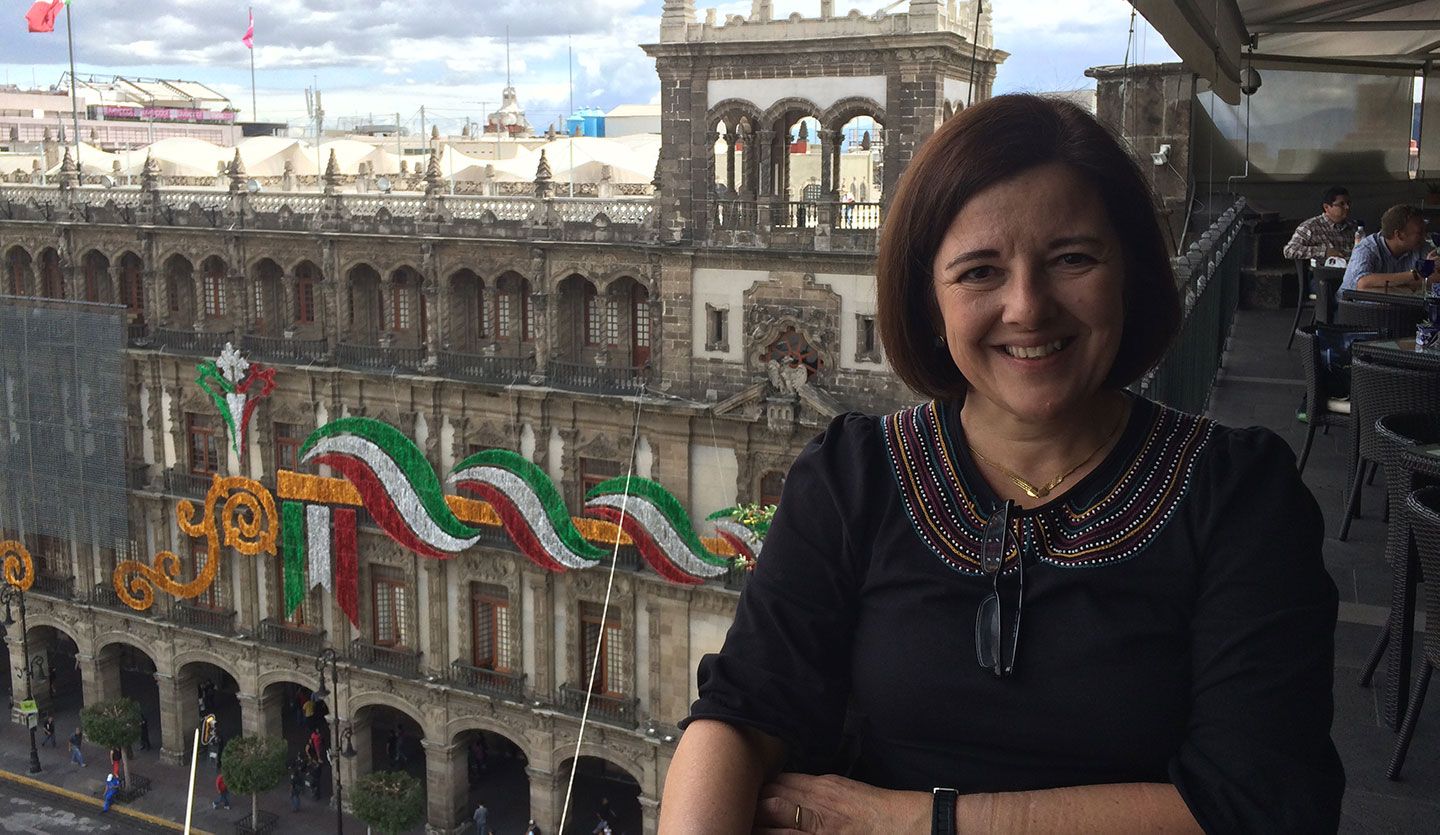 Unilever Hero Elaine Molina sitting on a outdoor table