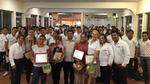 A large group of teachers in a nutrition workshop in Mexico