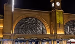 Lipton illuminated the clock tower at King's Cross Station in London, UK with the message: 'Make tea time peace time'.