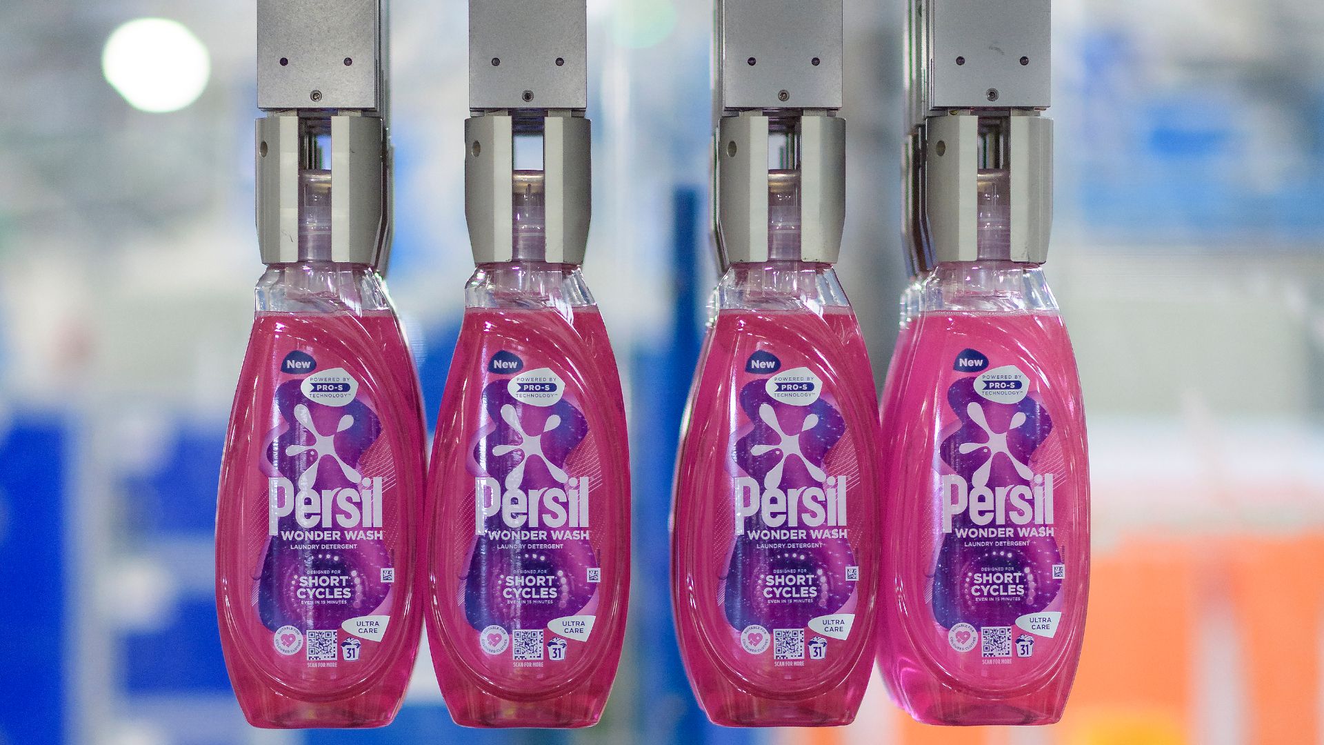 Persil Wonder Wash on the production line