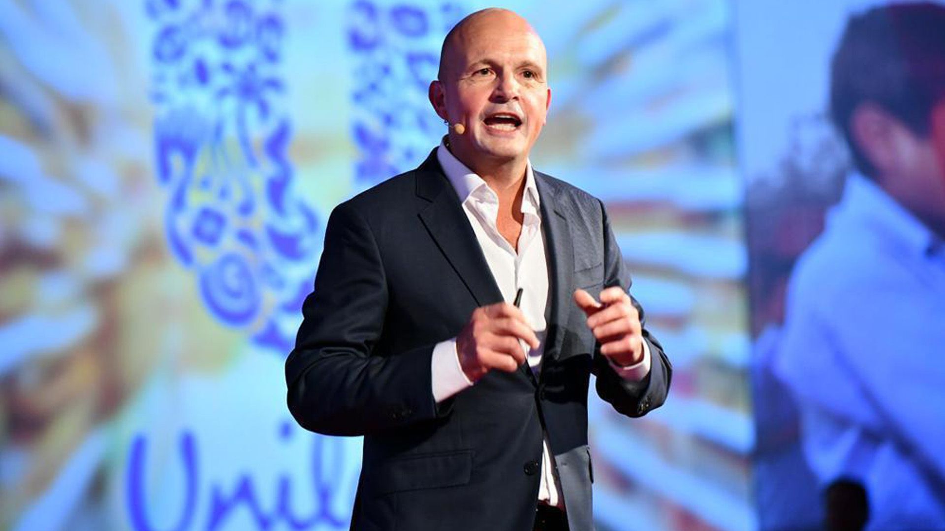   Peter ter Kulve, President of Unilever’s Home Care business group, on stage delivering a presentation.