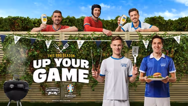 Football celebrities prepare for a BBQ with Hellmann’s winning line-up of flavoured mayos